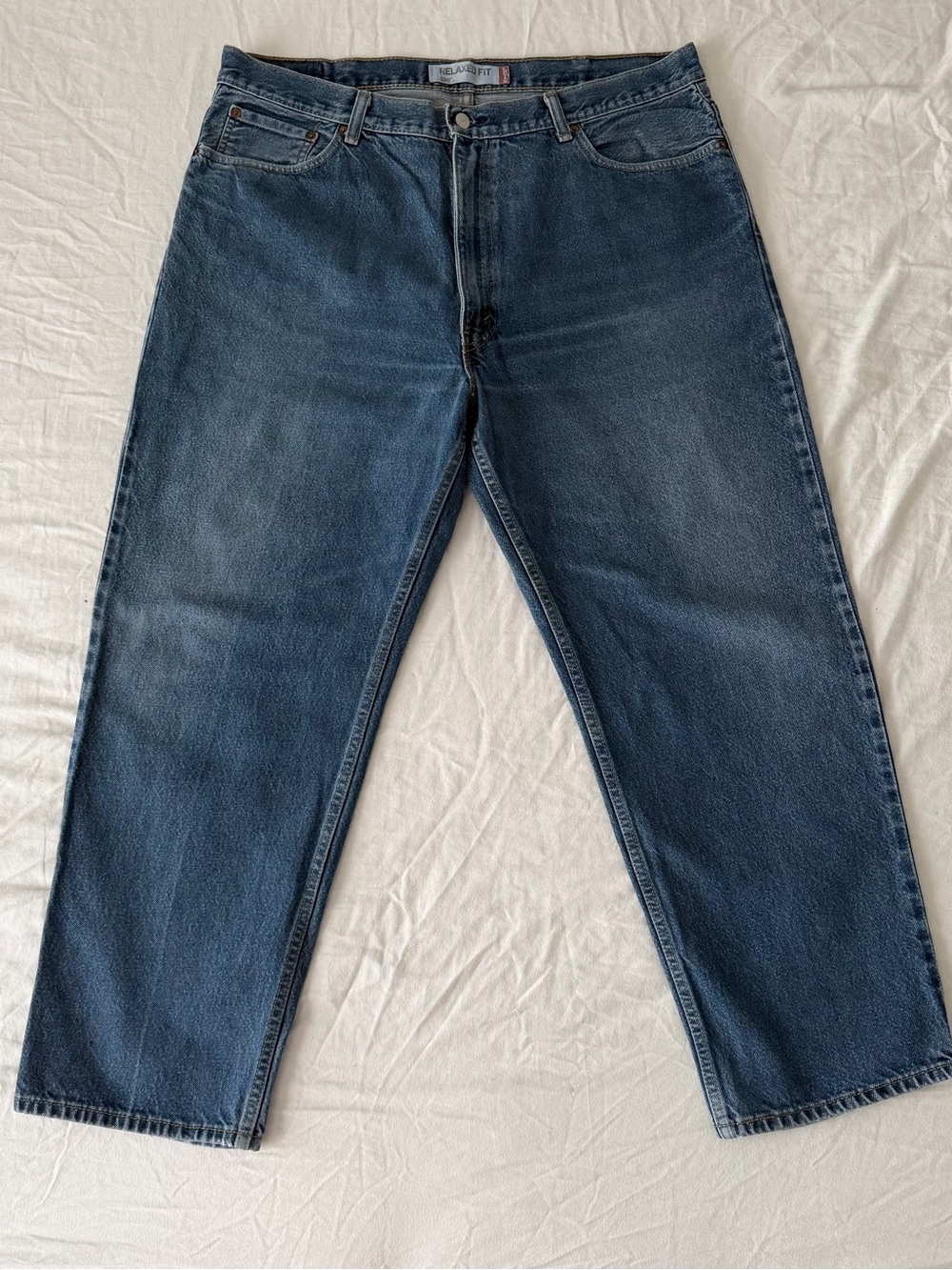 Levi's 550 Medium Wash 42x30 Relaxed-Fit Men's Jeans